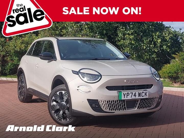 Fiat 600e 54kWh La Prima Auto 5dr