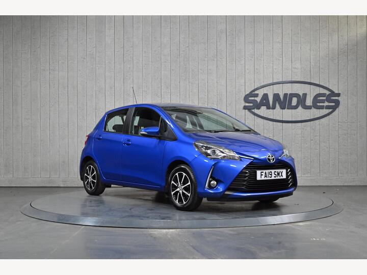 Toyota Yaris 1.5 VVT-i Icon Tech Euro 6 5dr