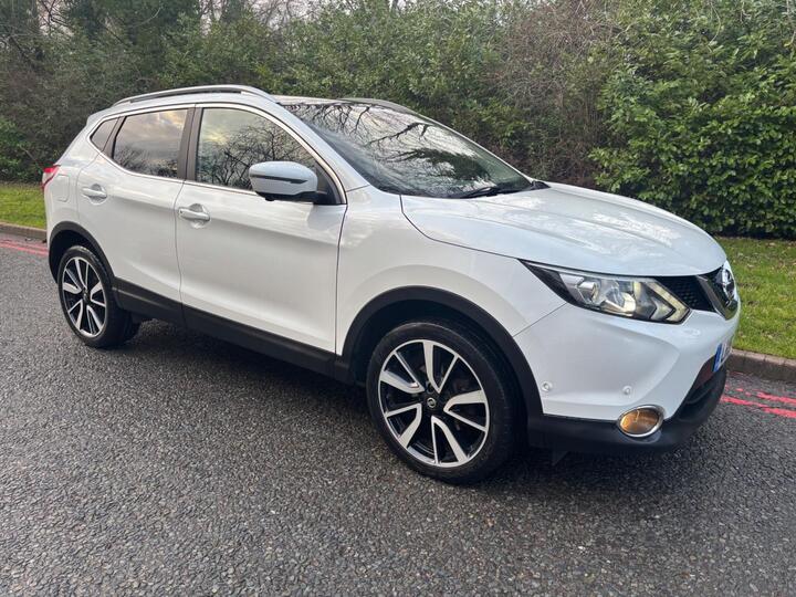 Nissan Qashqai 1.2 DIG-T Tekna XTRON 2WD Euro 6 (s/s) 5dr