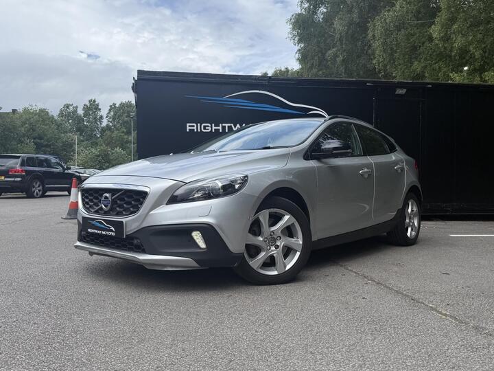 Volvo V40 Cross Country 2.0 D2 Lux Auto Euro 6 (s/s) 5dr