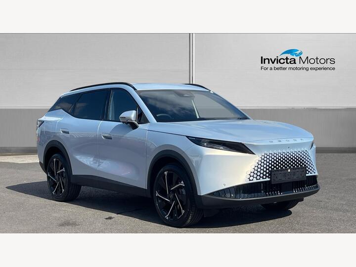 OMODA 7 SHS Plug-in Hybrid 1.5T SHS 18.4kWh Noble DHT1 Euro 6 (s/s) 5dr