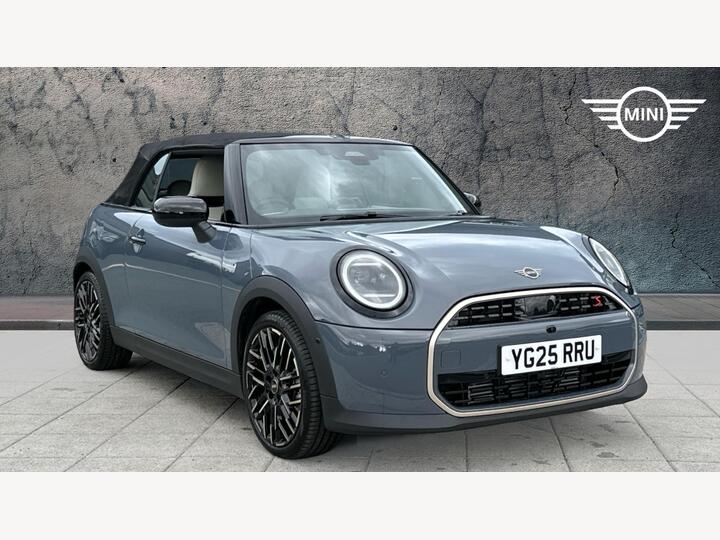 MINI Cooper Convertible 2.0S Exclusive Steptronic Euro 6 (s/s) 2dr MINI Cooper Convertible 2.0S Exclusive Steptronic Euro 6 (s/s) 2dr