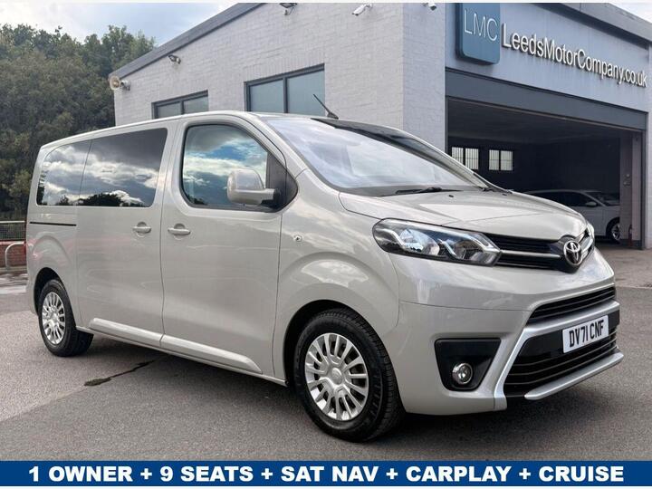 Toyota PROACE VERSO 1.5D Shuttle Medium MPV MWB Euro 6 (s/s) 5dr (9 Seat)