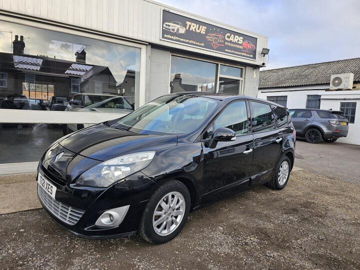 Renault GRAND SCENIC 1.5 DCi Privilege TomTom Euro 5 5dr