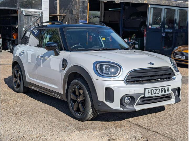 MINI Countryman 1.5 Cooper Classic Steptronic Euro 6 (s/s) 5dr
