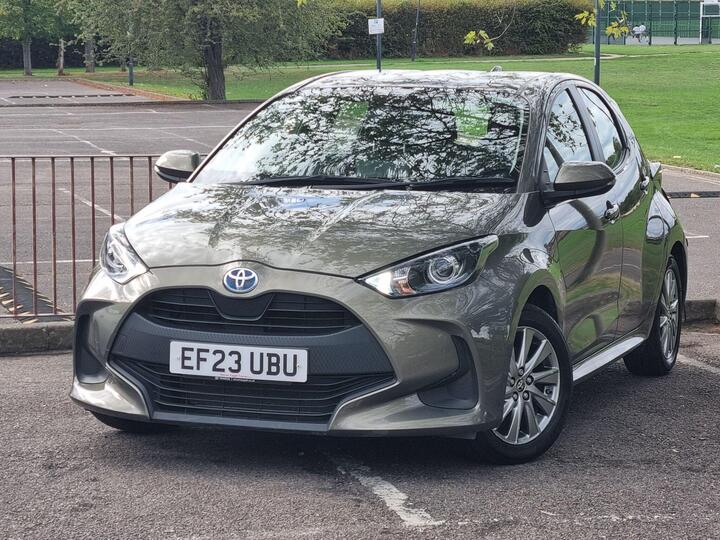Toyota Yaris 1.5 VVT-h Icon E-CVT Euro 6 (s/s) 5dr