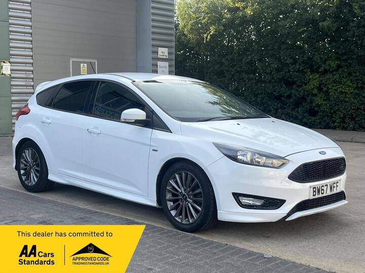 Ford Focus 1.0T EcoBoost ST-Line Euro 6 (s/s) 5dr