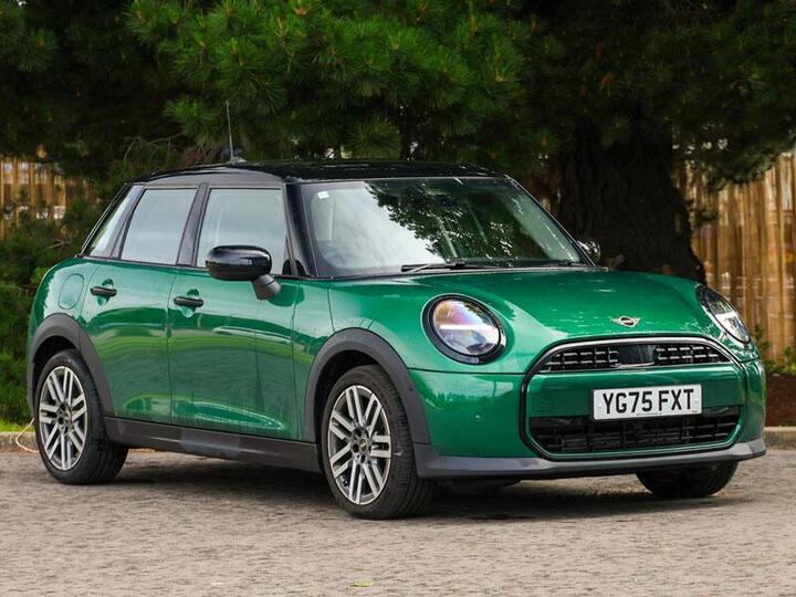 MINI Cooper 1.5C Classic Steptronic Euro 6 (s/s) 5dr