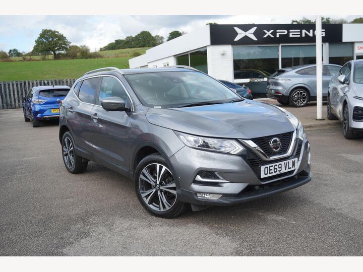 Nissan Qashqai 1.3 DIG-T N-Connecta Euro 6 (s/s) 5dr