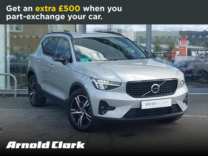 Volvo XC40 2.0 B3 MHEV Plus Dark DCT Auto Euro 6 (s/s) 5dr