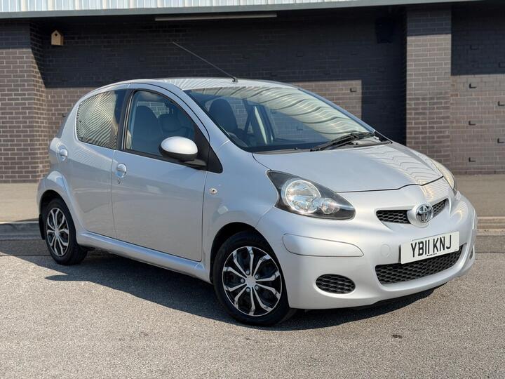 Toyota AYGO 1.0 VVT-i Ice MultiMode Euro 5 5dr