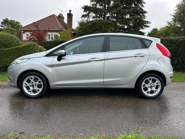 Ford Fiesta 1.25 Zetec Euro 5 5dr