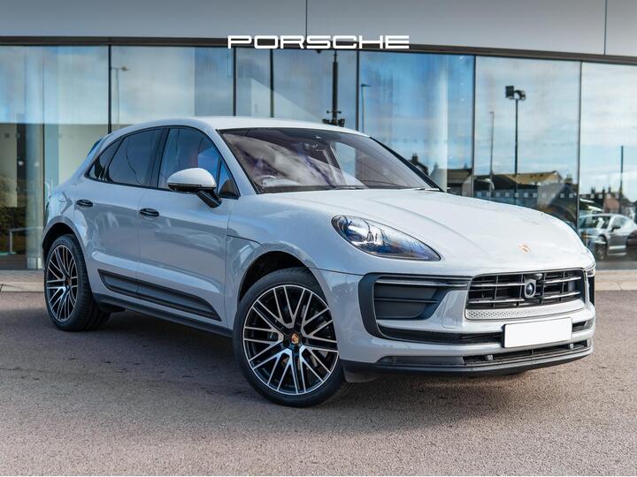 Porsche Macan 2.0T PDK 4WD Euro 6 (s/s) 5dr