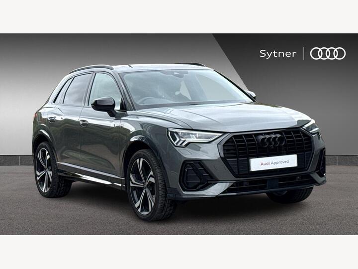 Audi Q3 AVANT 1.5 TFSI CoD 35 Black Edition S Tronic Euro 6 (s/s) 5dr