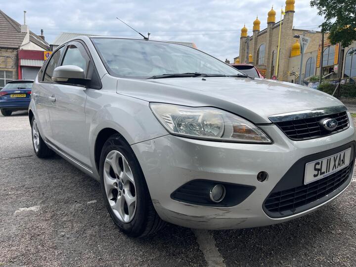 Ford Focus 1.6 Sport 5dr
