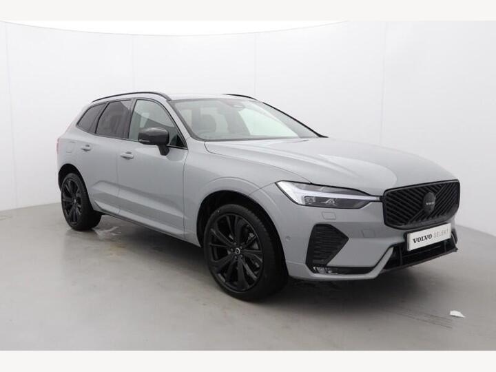 Volvo XC60 2.0 B5 MHEV Plus Black Edition Auto AWD Euro 6 (s/s) 5dr