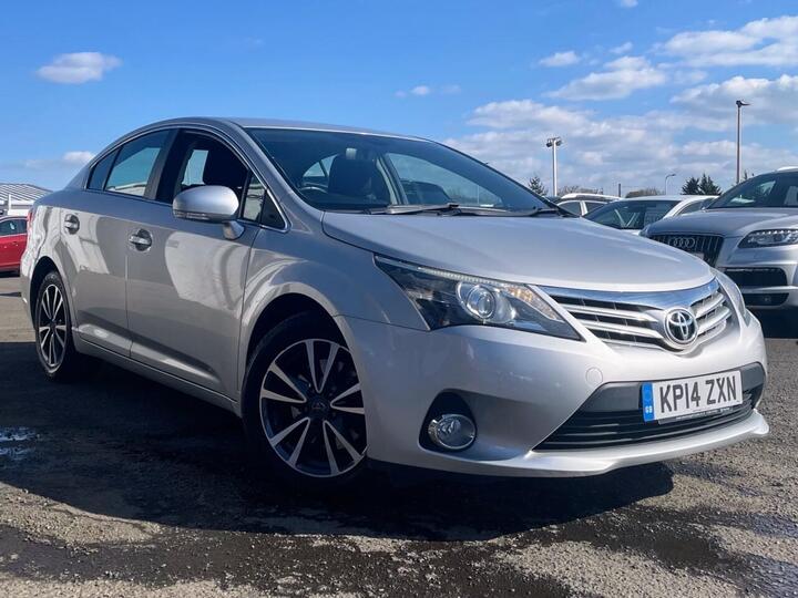 Toyota AVENSIS 2.2 D-CAT Icon Auto Euro 5 4dr
