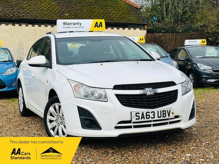 Chevrolet Cruze 1.6 LS Euro 5 5dr