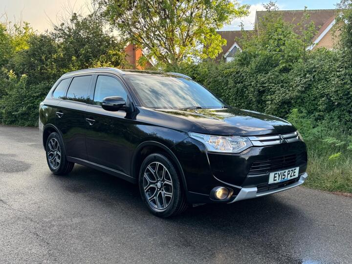 Mitsubishi Outlander 2.2 DI-D GX3 Auto 4WD Euro 5 (s/s) 5dr Mitsubishi Outlander 2.2 DI-D GX3 Auto 4WD Euro 5 (s/s) 5dr