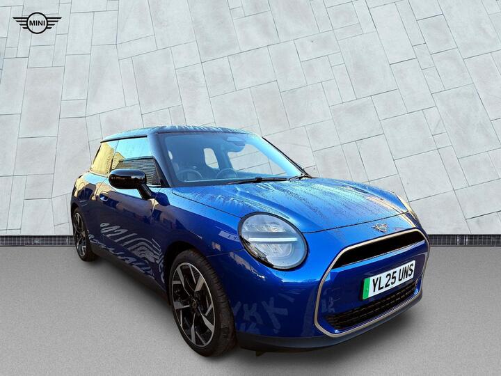 MINI Electric Cooper E 40.7kWh Exclusive Auto 3dr