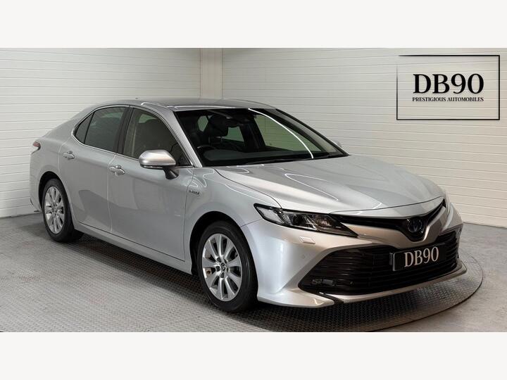 Toyota Camry 2.5 VVT-h Design CVT Euro 6 (s/s) 4dr Toyota Camry 2.5 VVT-h Design CVT Euro 6 (s/s) 4dr