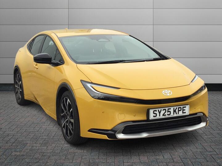 Toyota Prius 2.0 13.6kWh Excel CVT Euro 6 (s/s) 5dr