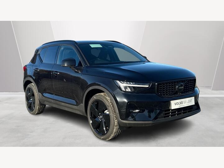 Volvo XC40 2.0 B4 MHEV Plus Black Edition DCT Auto Euro 6 (s/s) 5dr