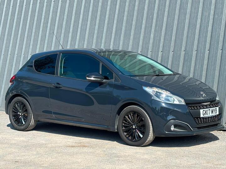 Peugeot 208 1.2 PureTech Black Edition Euro 6 3dr