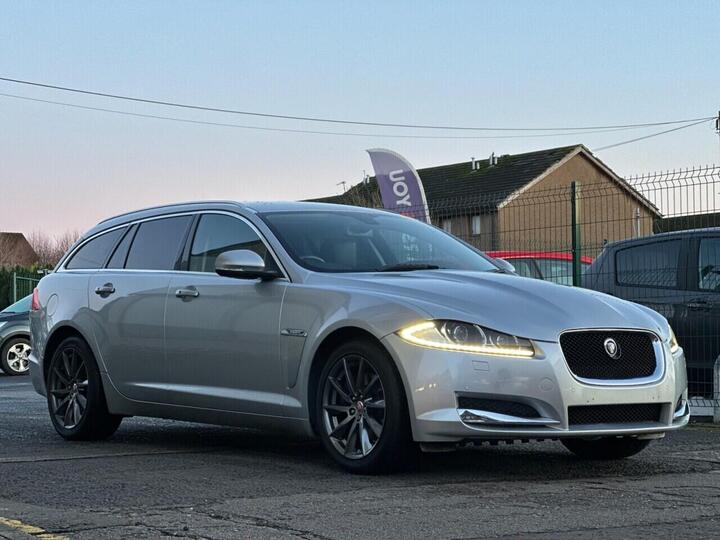 Jaguar XF 2.2d Premium Luxury Sportbrake Auto Euro 5 (s/s) 5dr