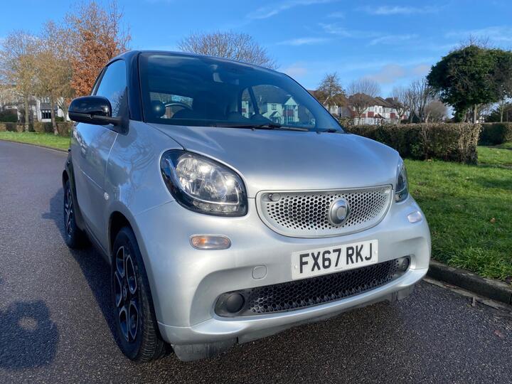 Smart Fortwo 0.9T Prime (Premium) Twinamic Euro 6 (s/s) 2dr Smart Fortwo 0.9T Prime (Premium) Twinamic Euro 6 (s/s) 2dr