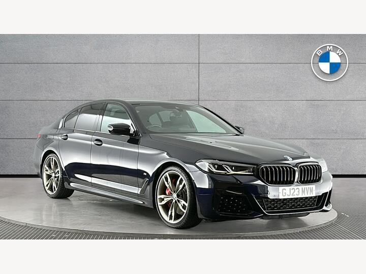 BMW 5 Series 4.4 M550i V8 Steptronic XDrive Euro 6 (s/s) 4dr