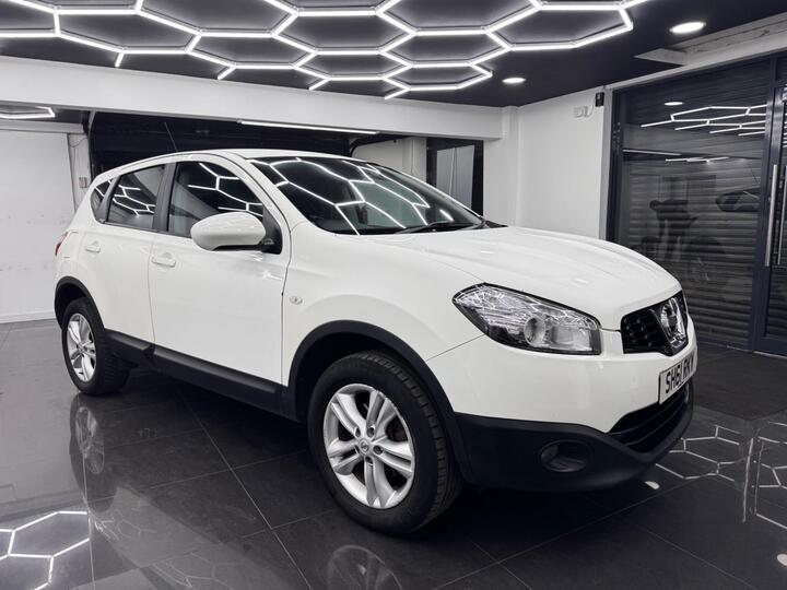 Nissan Qashqai 1.6 Acenta 2WD Euro 5 (s/s) 5dr