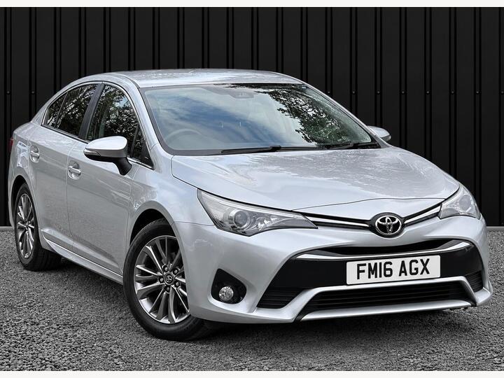 Toyota Avensis 1.6 D-4D Business Edition Euro 6 (s/s) 4dr