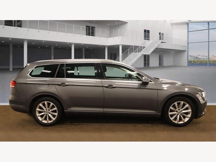 Volkswagen Passat 2.0 TDI BlueMotion Tech SE Business DSG Euro 6 (s/s) 5dr