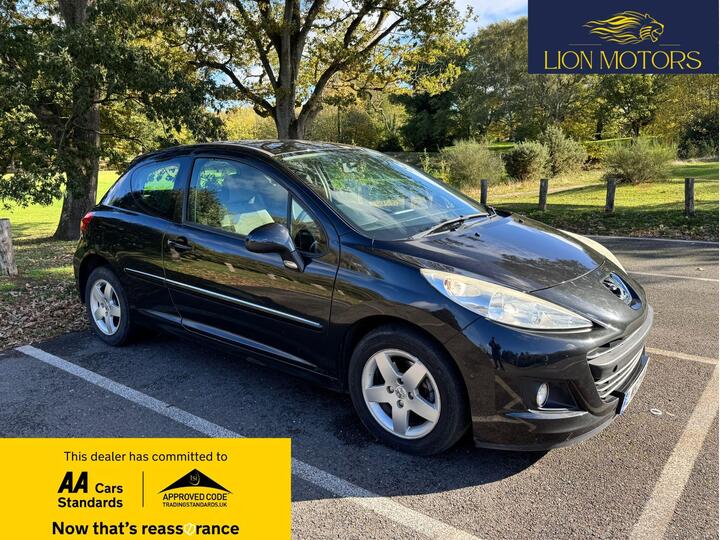 Peugeot 207 1.4 Envy Euro 5 3dr Peugeot 207 1.4 Envy Euro 5 3dr