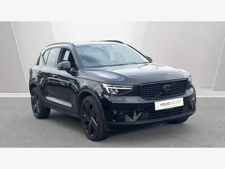 Volvo XC40 2.0 B4 MHEV Plus Black Edition DCT Auto Euro 6 (s/s) 5dr