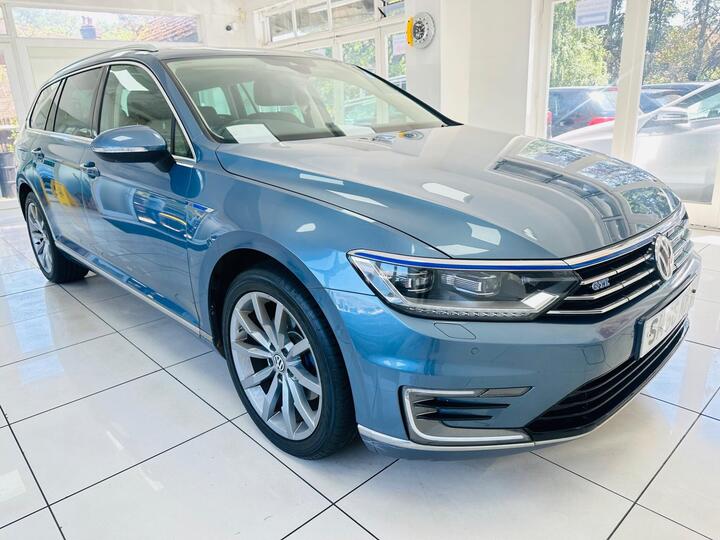 Volkswagen Passat 1.4 TSI GTE Advance DSG Euro 6 (s/s) 5dr