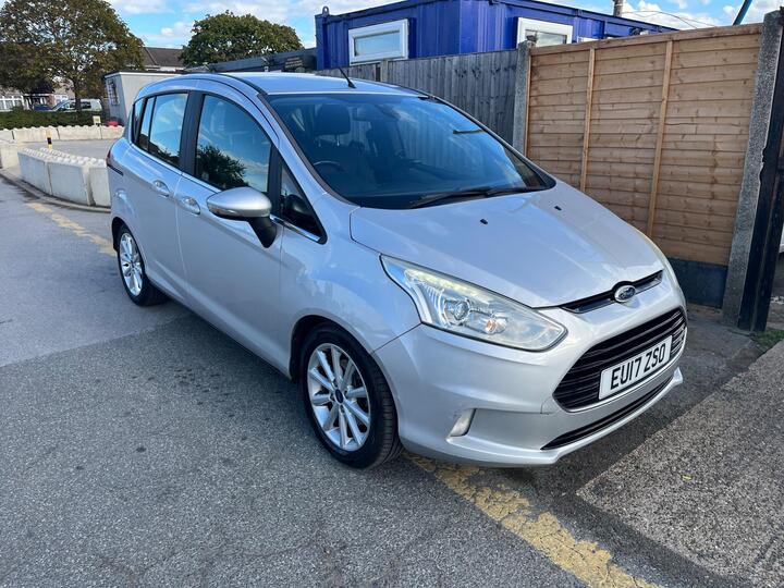 Ford B-Max 1.0T EcoBoost Titanium Navigator Euro 6 5dr