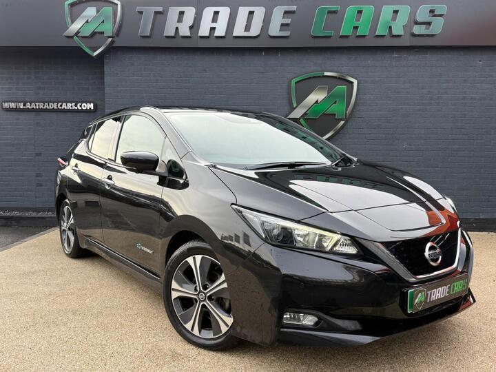 Nissan Leaf 40kWh N-Connecta Auto 5dr