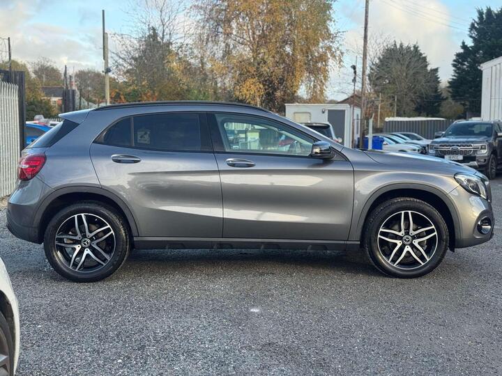 Mercedes-Benz GLA 1.6 GLA180 Urban Edition 7G-DCT Euro 6 (s/s) 5dr Mercedes-Benz GLA 1.6 GLA180 Urban Edition 7G-DCT Euro 6 (s/s) 5dr
