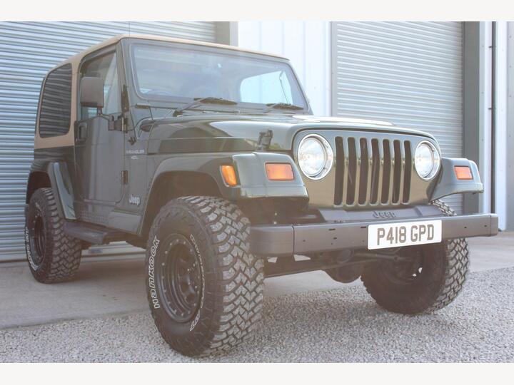 Jeep Wrangler 4.0 Sahara Hard Top 3dr Petrol Automatic 4x4 (332 G/km, 174 Bhp)