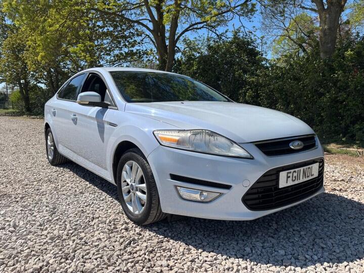 Ford MONDEO 2.0 TDCi Zetec Euro 5 5dr
