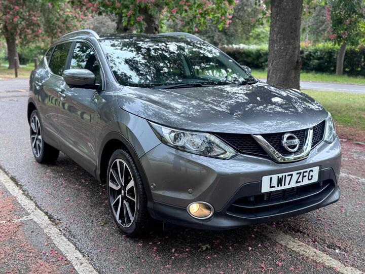 Nissan Qashqai 1.2 DIG-T Tekna XTRON 2WD Euro 6 (s/s) 5dr