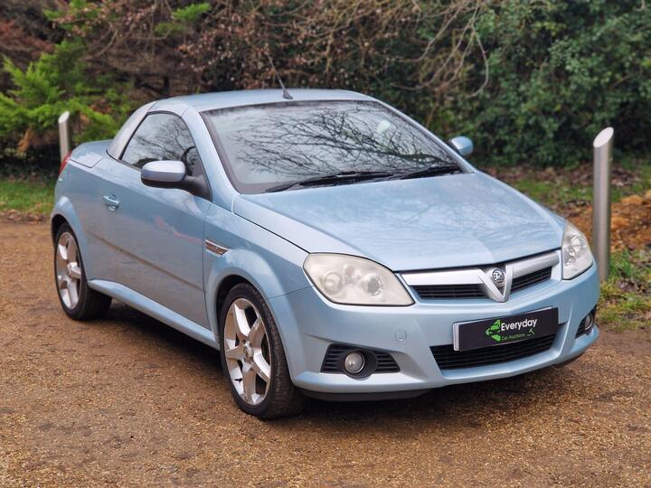 Vauxhall Tigra 1.4i 16v Exclusiv 2dr (a/c)