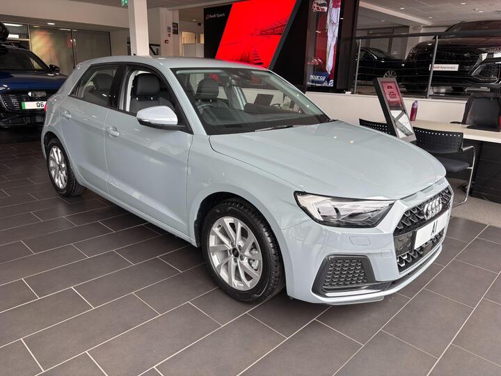 Audi A1 1.0 TFSI 25 S Line Sportback Euro 6 (s/s) 5dr