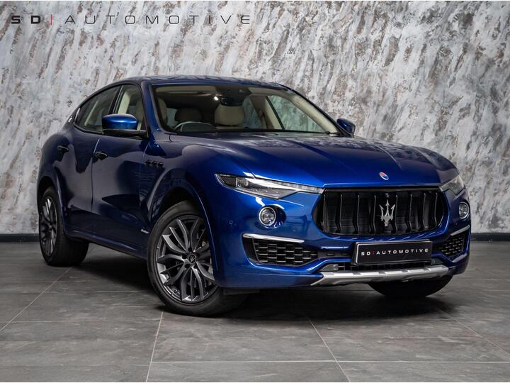 Maserati LEVANTE 3.0 V6 GranLusso ZF 4WD Euro 6 (s/s) 5dr Maserati LEVANTE 3.0 V6 GranLusso ZF 4WD Euro 6 (s/s) 5dr