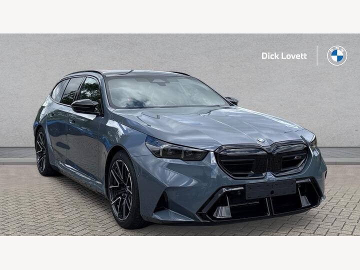BMW M5 4.4 22.1kWh Touring Steptronic XDrive Euro 6 (s/s) 5dr