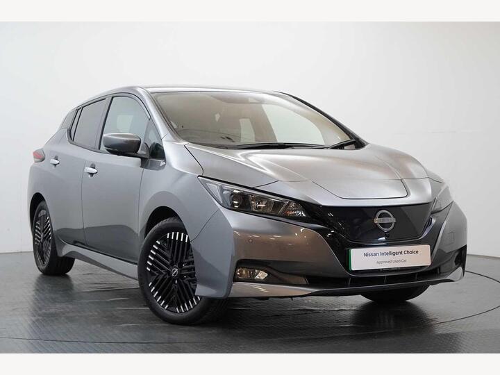 Nissan LEAF 39KW N-Connecta Auto With Sat Nav And 360 View Cameras Nissan LEAF 39KW N-Connecta Auto With Sat Nav And 360 View Cameras