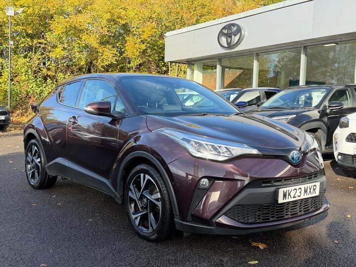 Toyota C-HR 1.8 VVT-h Design CVT Euro 6 (s/s) 5dr Toyota C-HR 1.8 VVT-h Design CVT Euro 6 (s/s) 5dr
