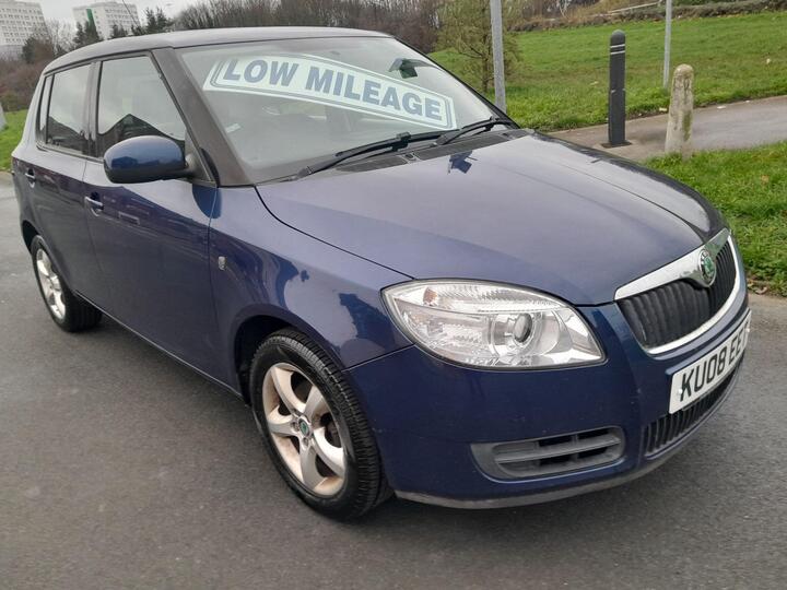 Skoda Fabia 1.4 16V 2 5dr